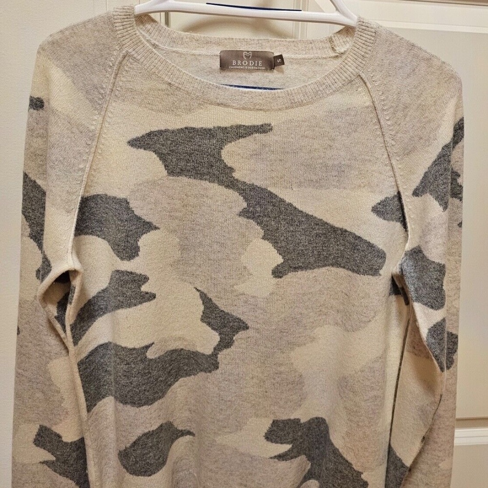 Brodie cashmere sweater  size-S